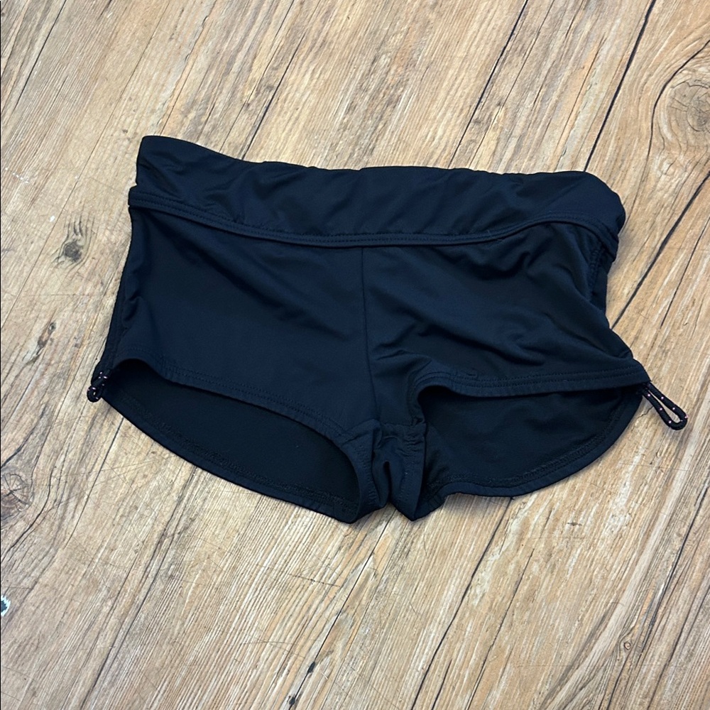 TYR Women’s Black Swim Shorts XS